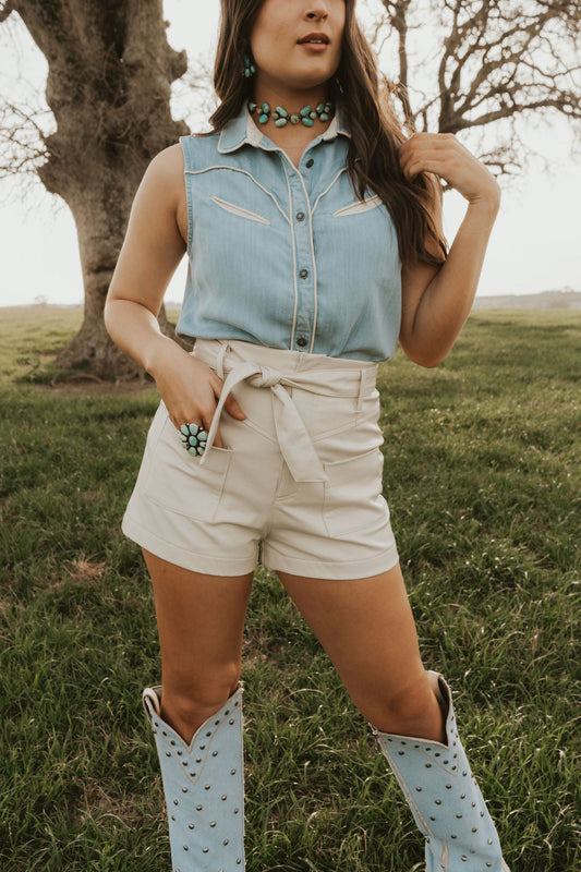 The Luxor Shorts in Ecru LARGE