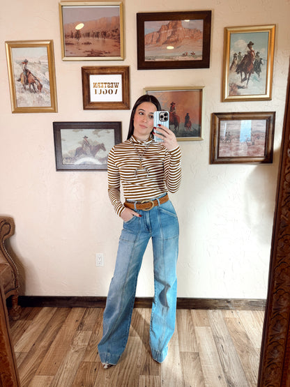 The Turner Top in Brown & White